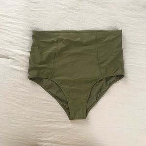 High-waisted Swimsuit Bottoms